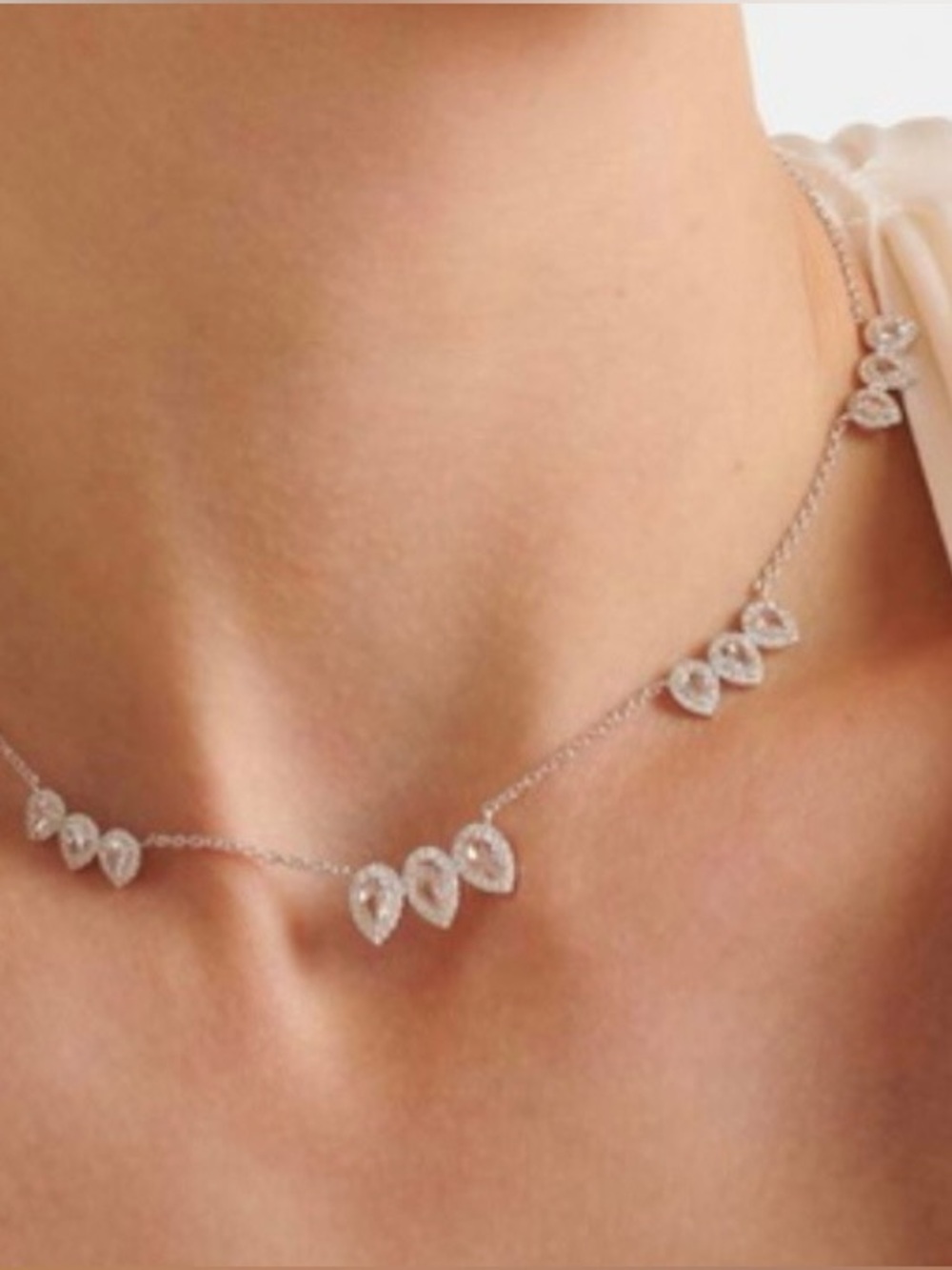 Kamyen - Kanika 18kt White Gold Necklace with Diamonds